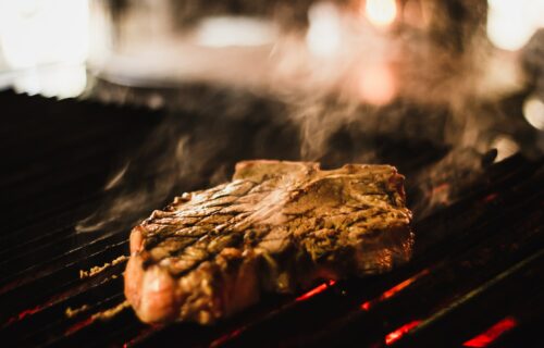 Comment cuire la viande au barbecue ? | Guide par morceau et par méthode