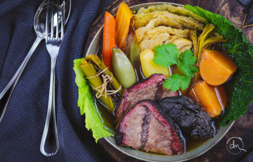 Pot-au-feu | Quels morceaux choisir pour un plat généreux et savoureux ?