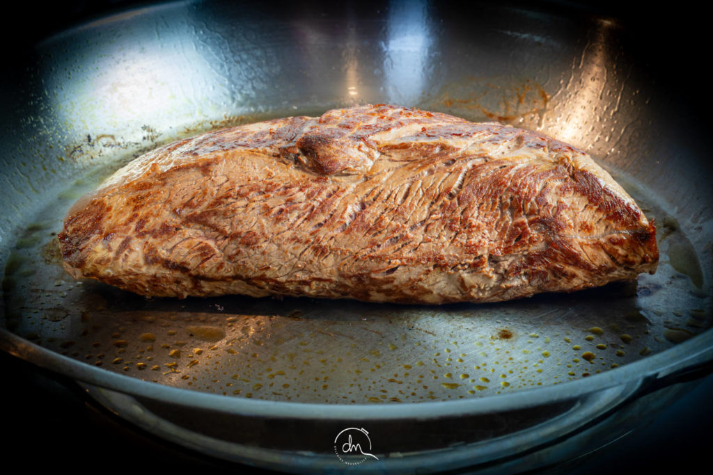 Saisie du Cœur de Rumsteck Angus à la poêle, croûte dorée et caramélisée