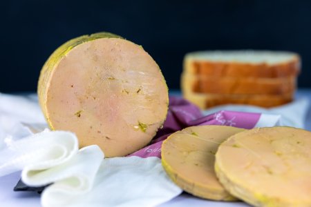 Foie Gras de Canard Entier Label Rouge au Torchon 1/2 Mi-Cuit