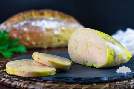 Foie Gras de Canard Entier Label Rouge Poché 1/2 Mi-Cuit