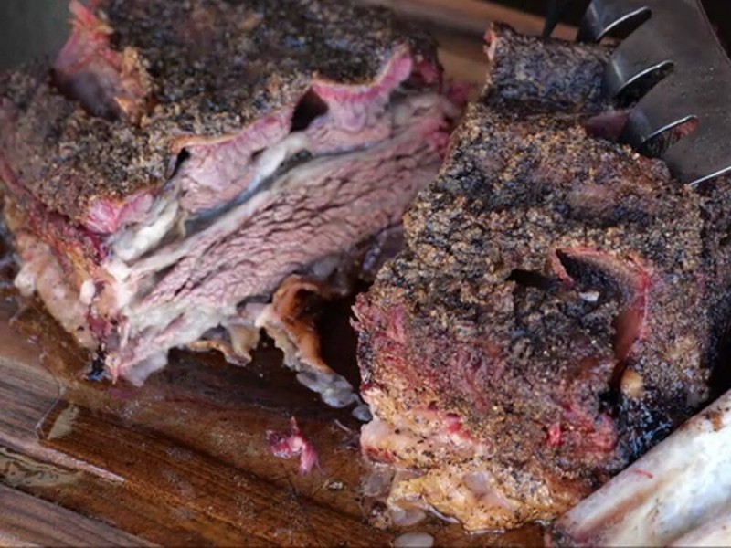 Plat de côtes Angus Ibérique au Kamado