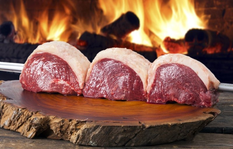 Picanha Angus Argentine près du feu