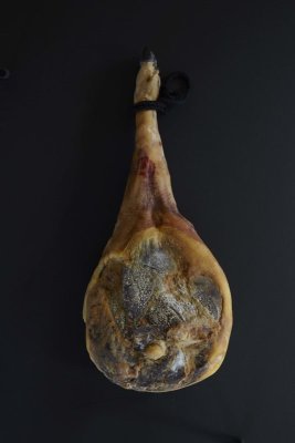 JAMBON ENTIER 9kg | Porc Noir de Bigorre