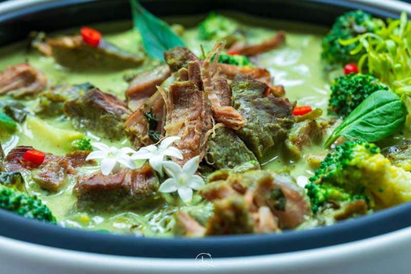 Green Curry de maigre de jarret de Porc Noir de Bigorre AOP