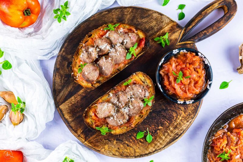 Bruschettas de saucisse de Porc Noir de Bigorre AOP